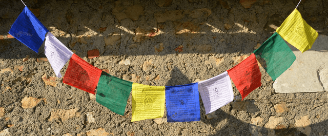 10 Drapeaux de prière tibétains (taille M ou S)